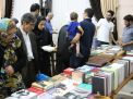 گزارش تصویری از نمایشگاه کتابی با عنوان « افطاری کتاب» در دانشگاه